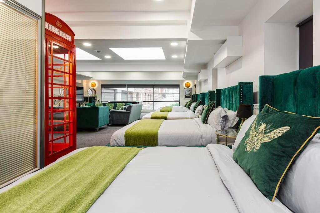 Vip City Centre Apartment With Secure Free Parking Liverpool Luaran gambar